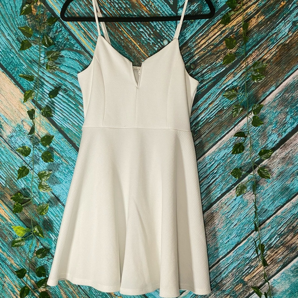 Haute Monde White Sleeveless Fit & Flare Dress